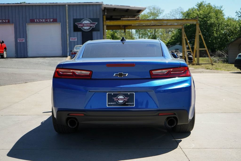 Used 2016 Chevrolet Camaro LT w/ Technology Package image 13