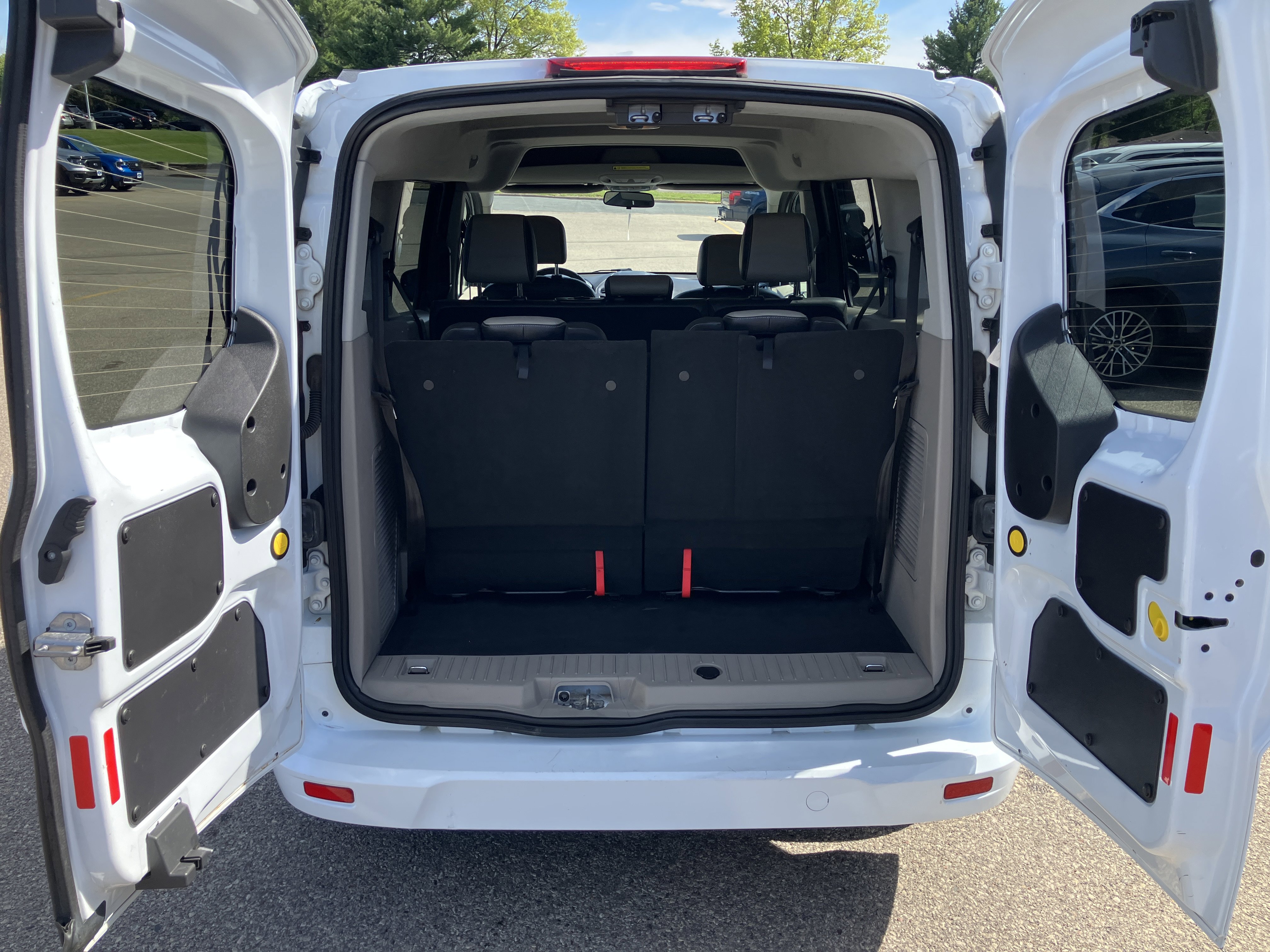 Used 2014 Ford Transit Connect XLT FWD image 19