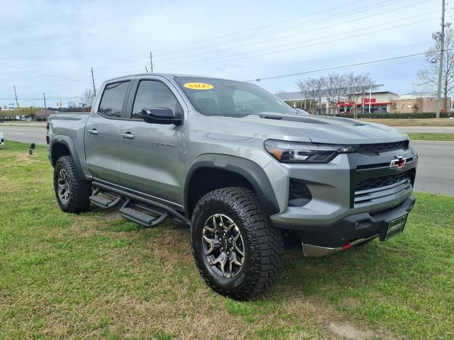Used 2025 Chevrolet Colorado ZR2 w/ Technology Package