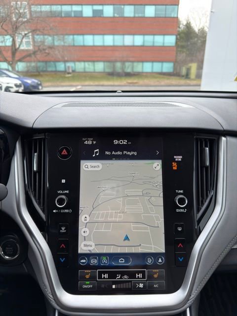 Used 2025 Subaru Outback Premium image 10