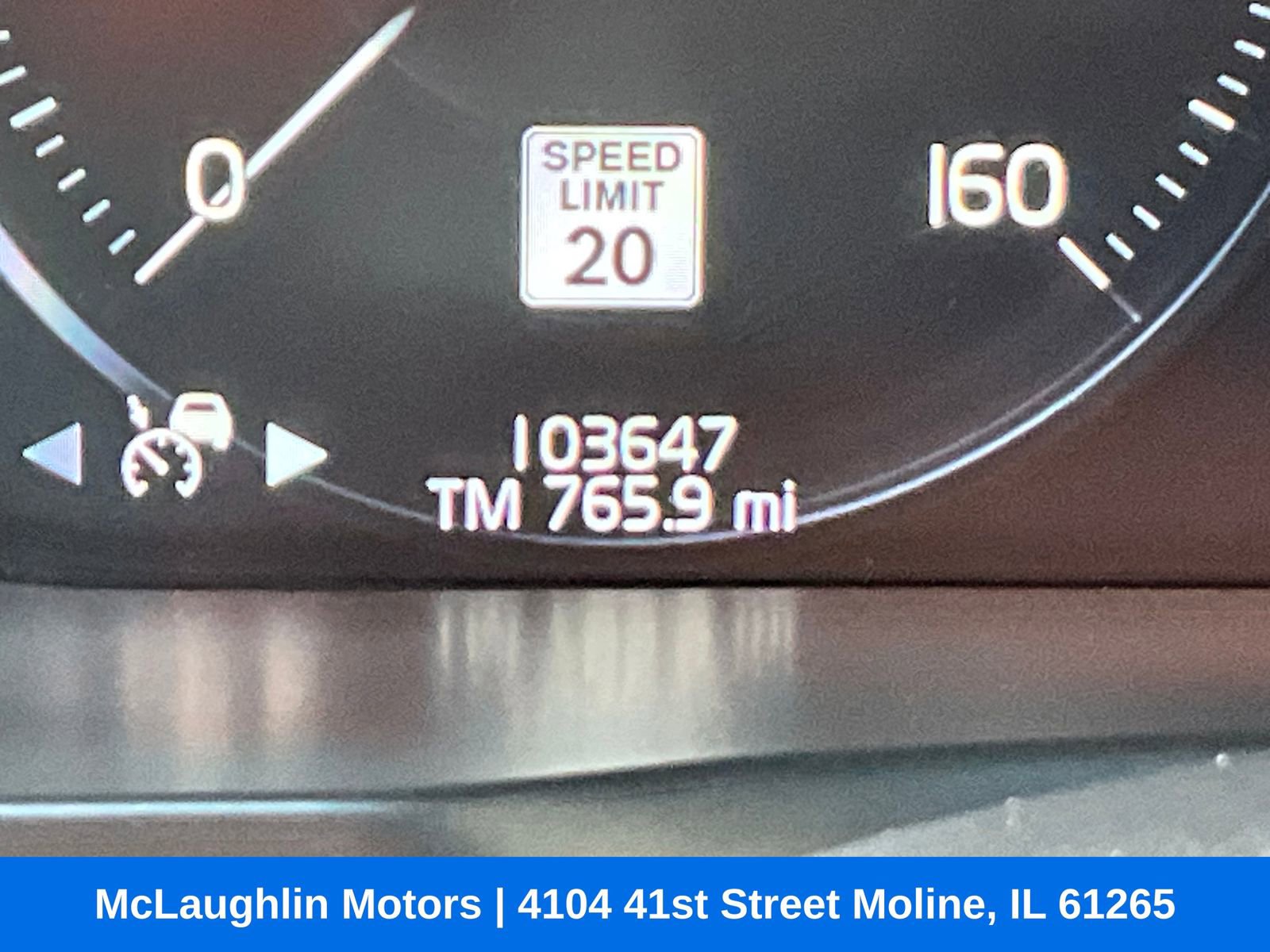 Used 2017 Volvo XC90 T6 Momentum image 18