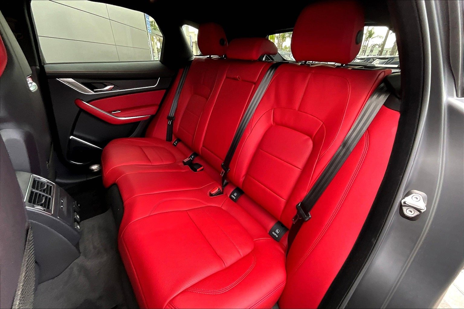 New 2026 Jaguar F-PACE R-Dynamic S image 10