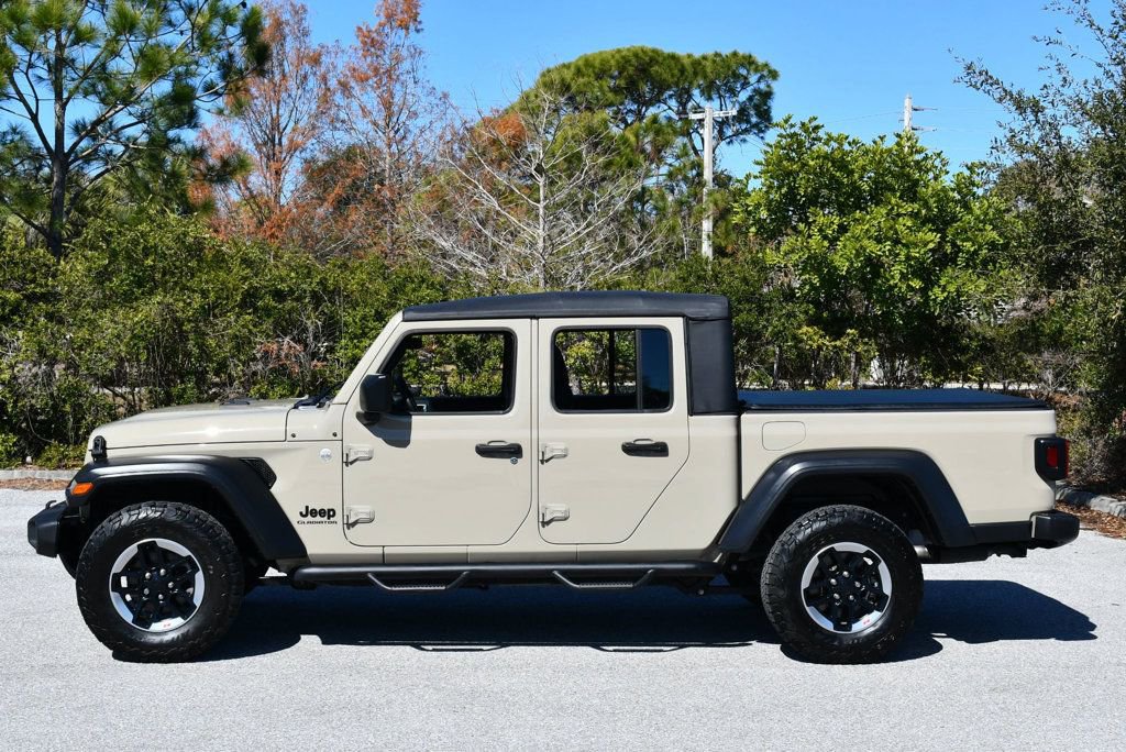 Used 2020 Jeep Gladiator Sport w/ Trailer Tow Package image 25