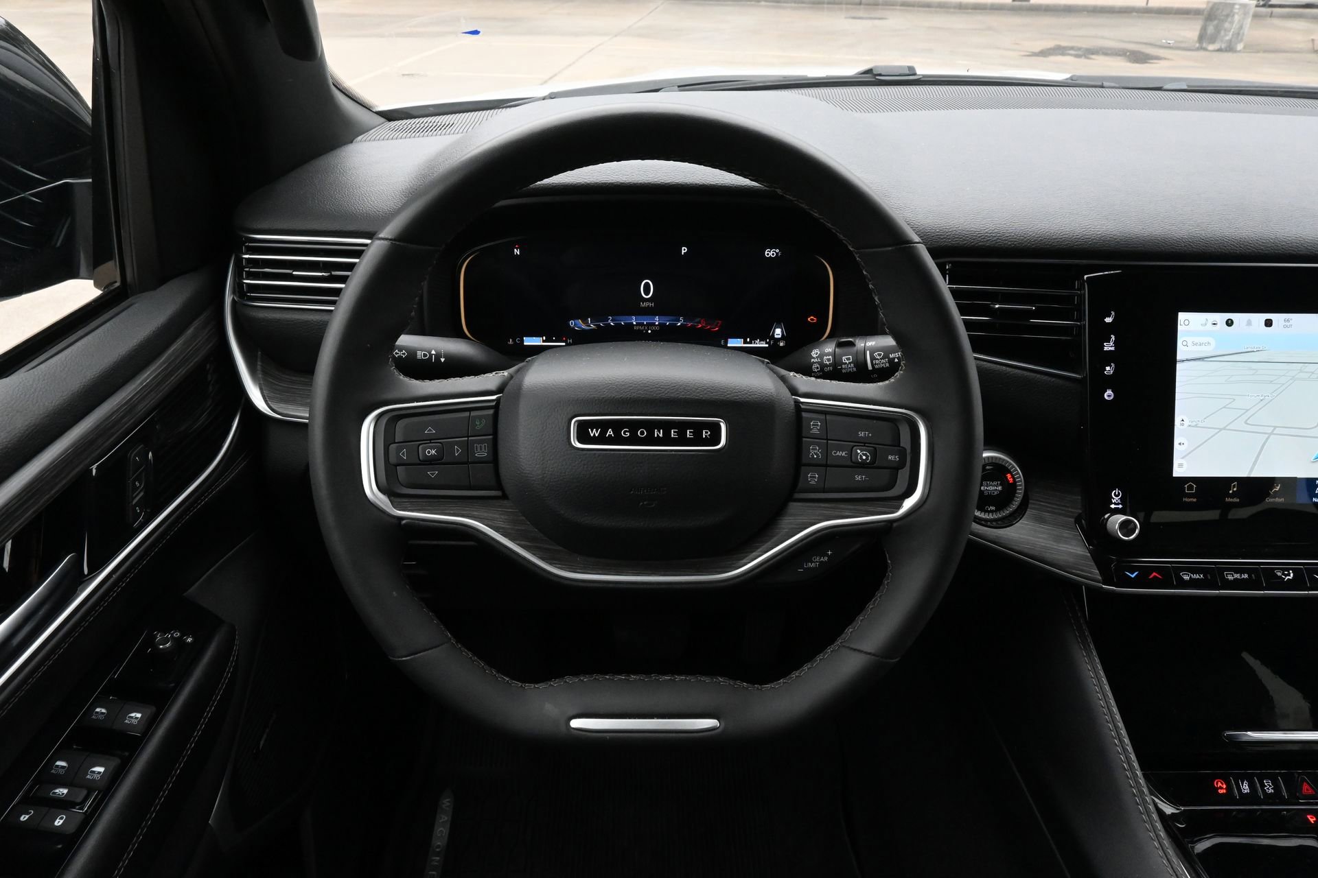 Used 2024 Jeep Wagoneer L Series II w/ Flexible Seating Group image 10