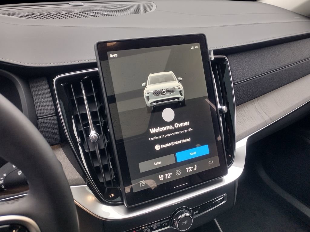 New 2026 Volvo XC90 B6 Ultra w/ Protection Package image 16