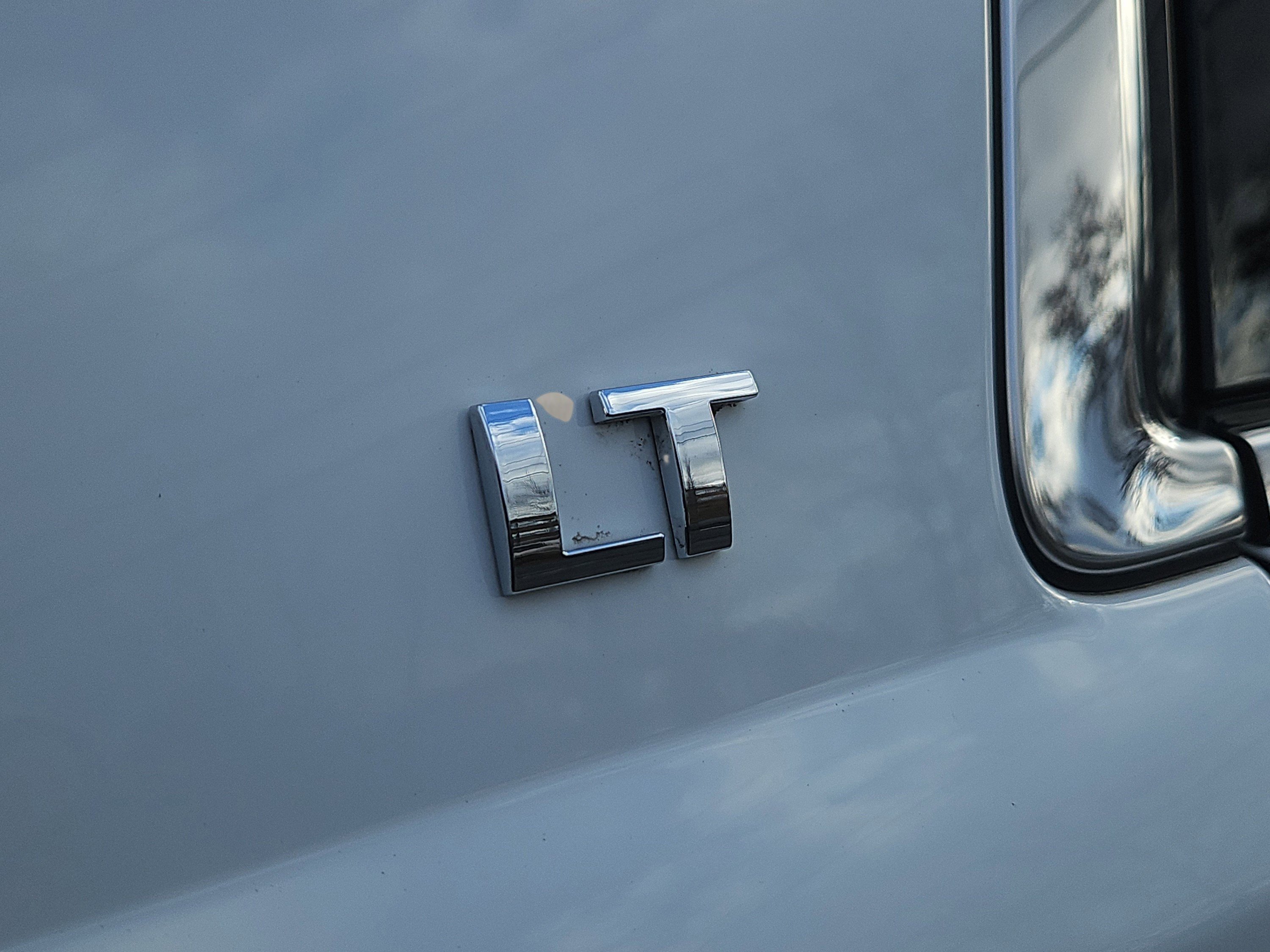 Used 2017 Chevrolet Tahoe LT image 5