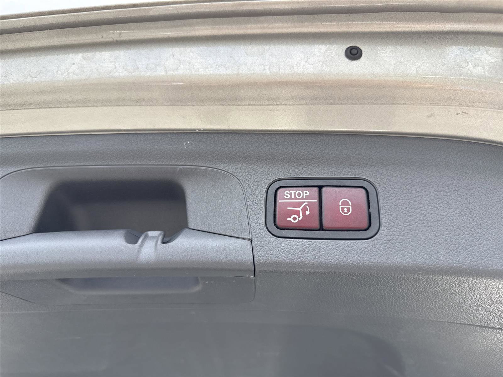 Used 2020 Mercedes-Benz GLE 350 4MATIC image 20