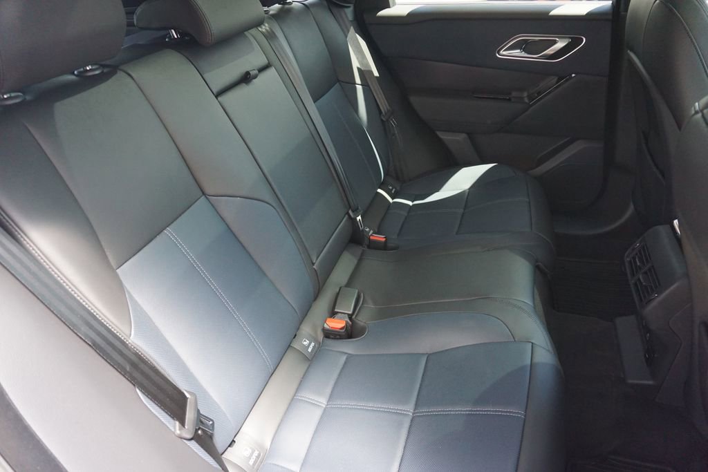 New 2026 Land Rover Range Rover Velar Dynamic SE image 27