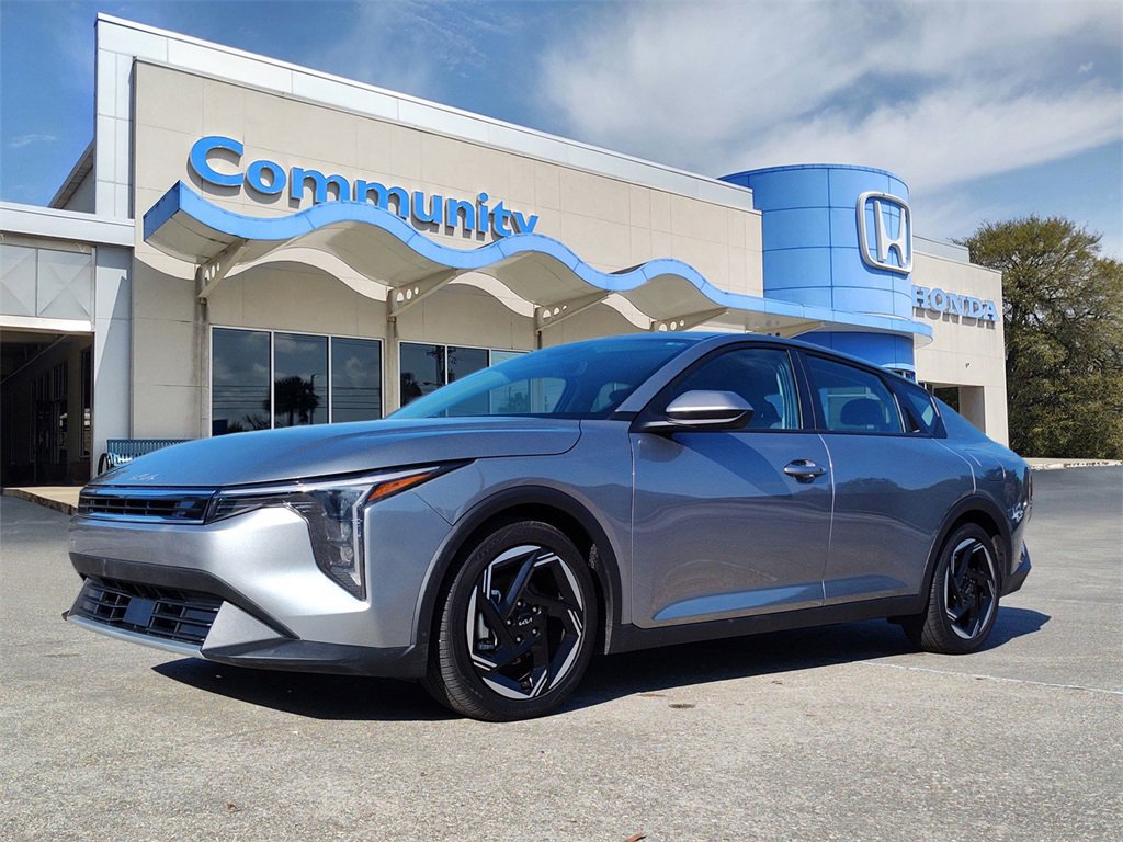 Used 2025 Kia K4 EX image 1