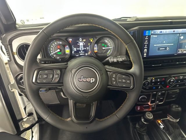 Used 2024 Jeep Wrangler Unlimited image 14