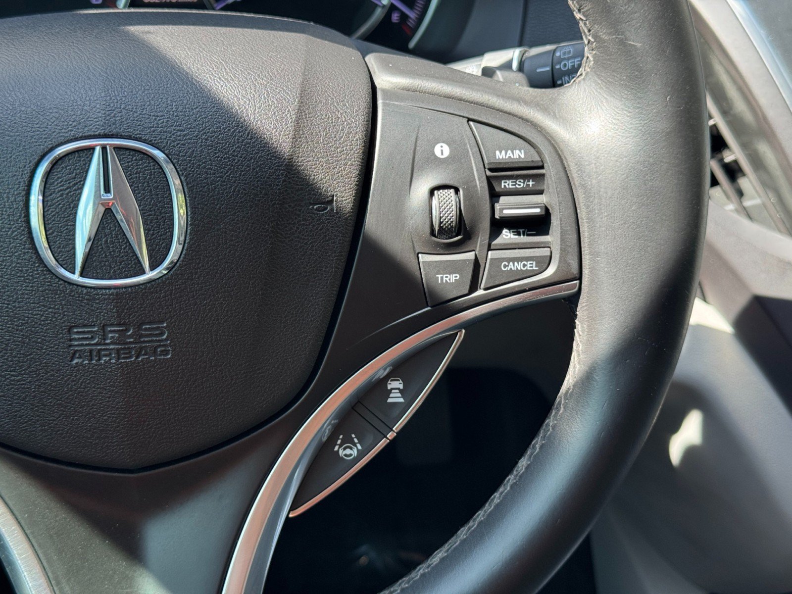 Used 2018 Acura MDX w/ Technology Package FWD image 22