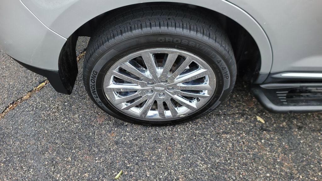 Used 2013 Lincoln MKX Base image 13