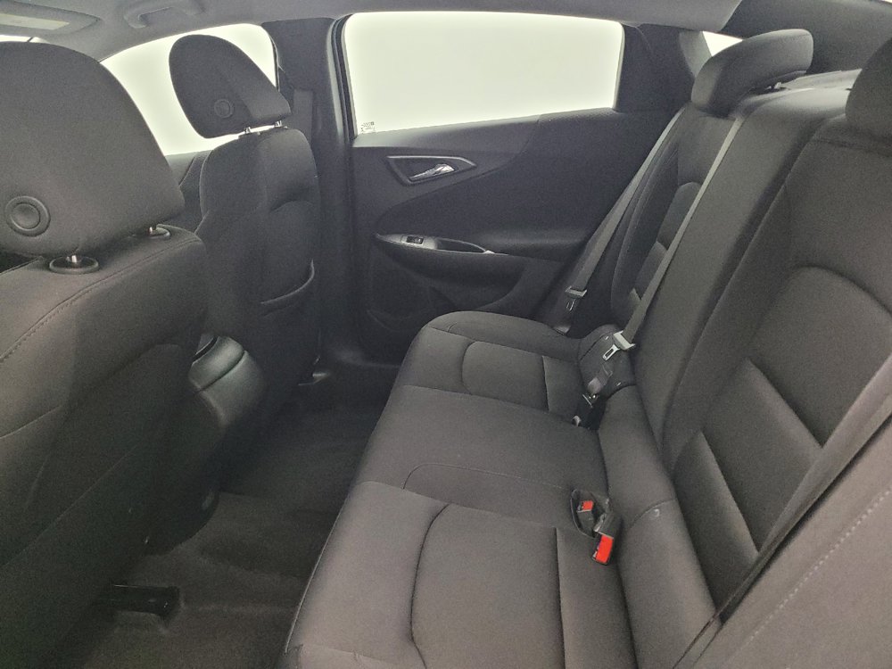 Used 2025 Chevrolet Malibu LS FWD image 18