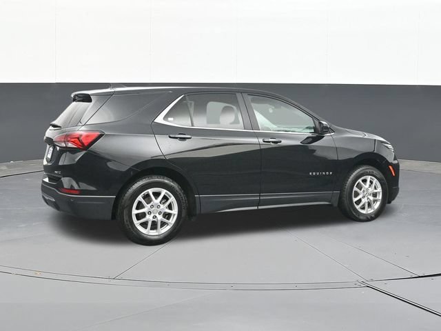 Used 2024 Chevrolet Equinox LT AWD/4WD image 15