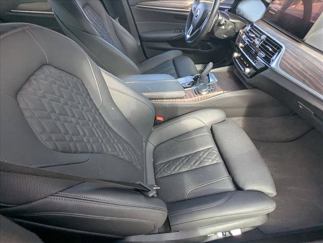 Certified 2023 BMW 530i w/ Convenience Package image 17