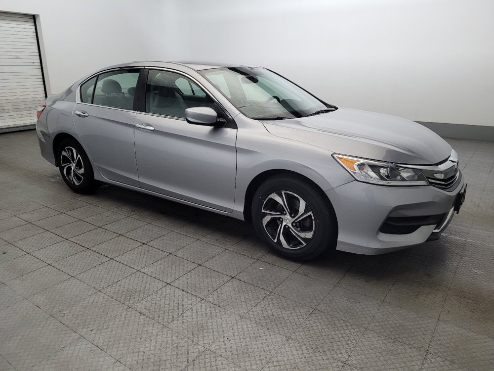 Used 2017 Honda Accord LX image 11