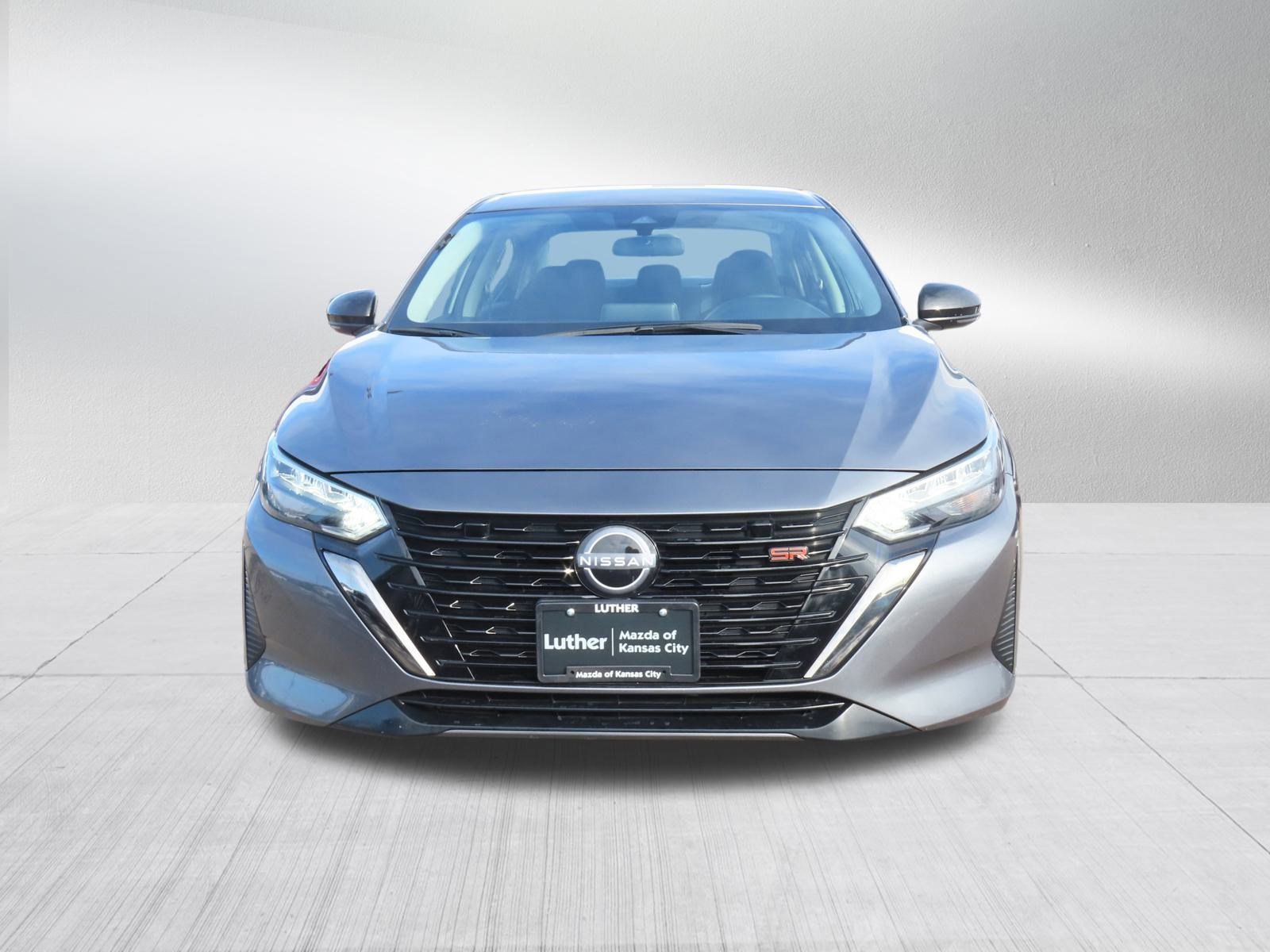 Used 2024 Nissan Sentra SR image 2