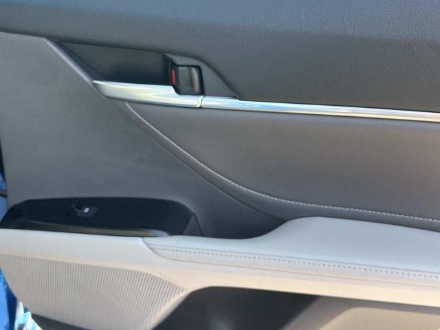 Used 2018 Toyota Camry XSE FWD image 21