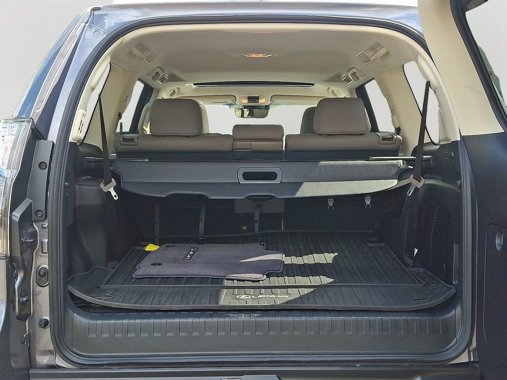Certified 2022 Lexus GX 460 Premium w/ Premium Plus Package AWD/4WD image 28