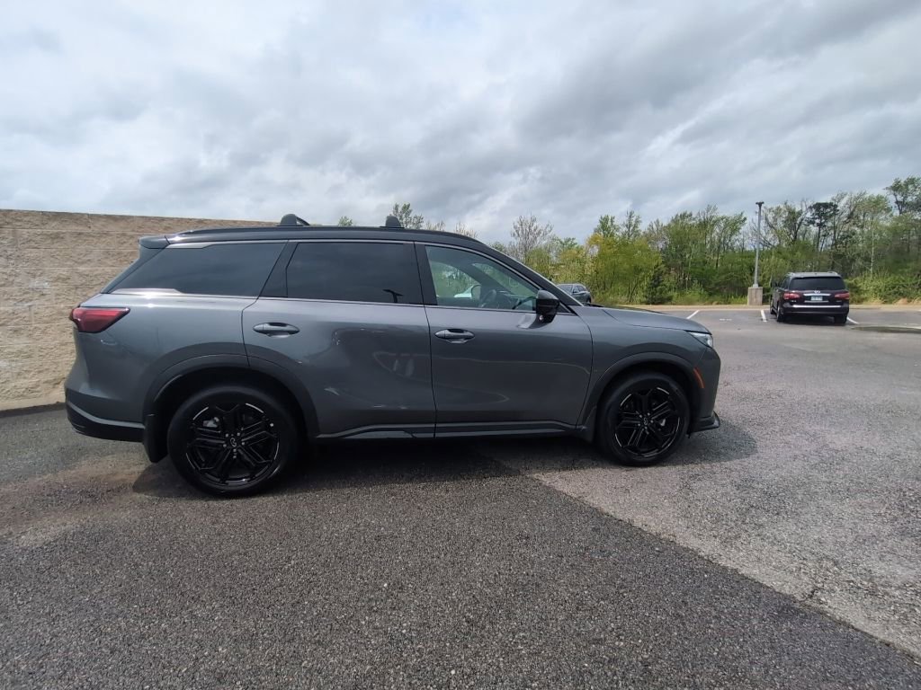 Used 2026 INFINITI QX60 Sport w/ Dark Cargo Package image 4