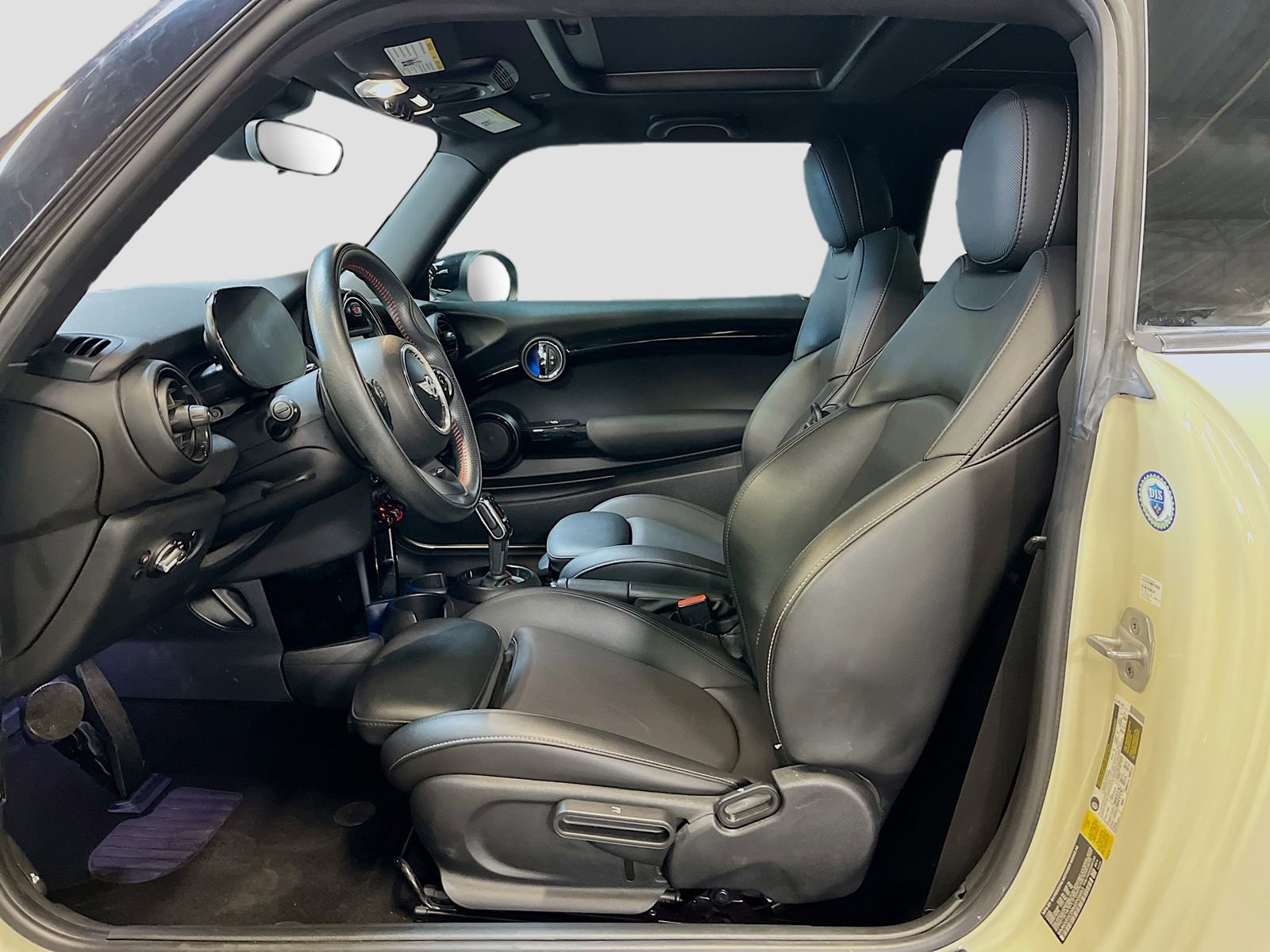 Used 2021 MINI Cooper S w/ 6.5" Touchscreen Package image 21
