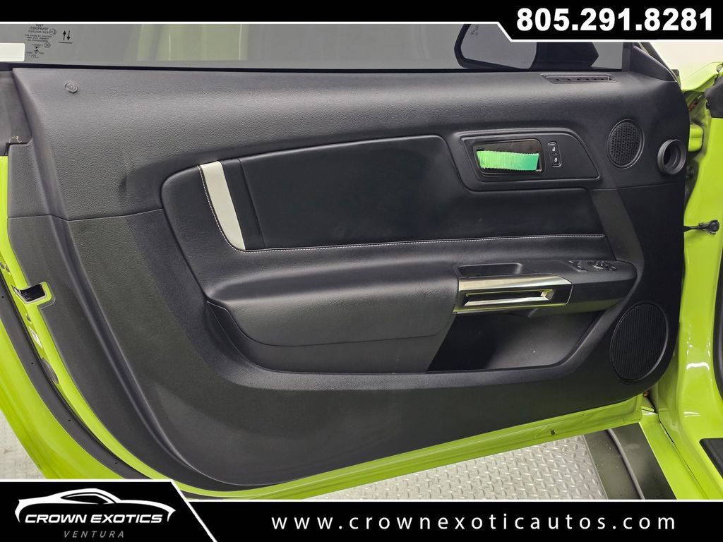 Used 2020 Ford Mustang Shelby GT500 w/ Technology Package RWD image 22