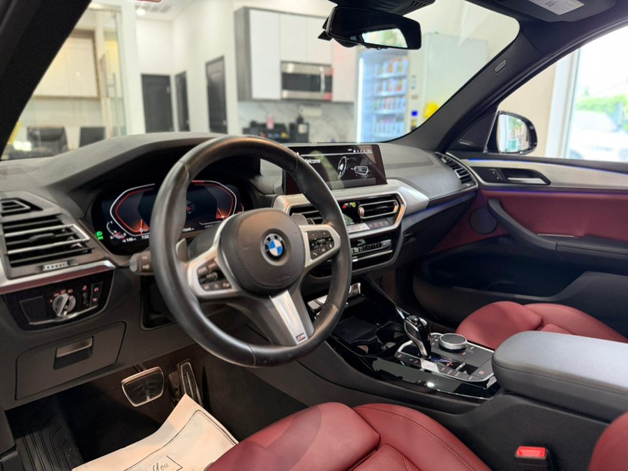 Used 2024 BMW X3 sDrive30i w/ M Sport Package RWD image 11