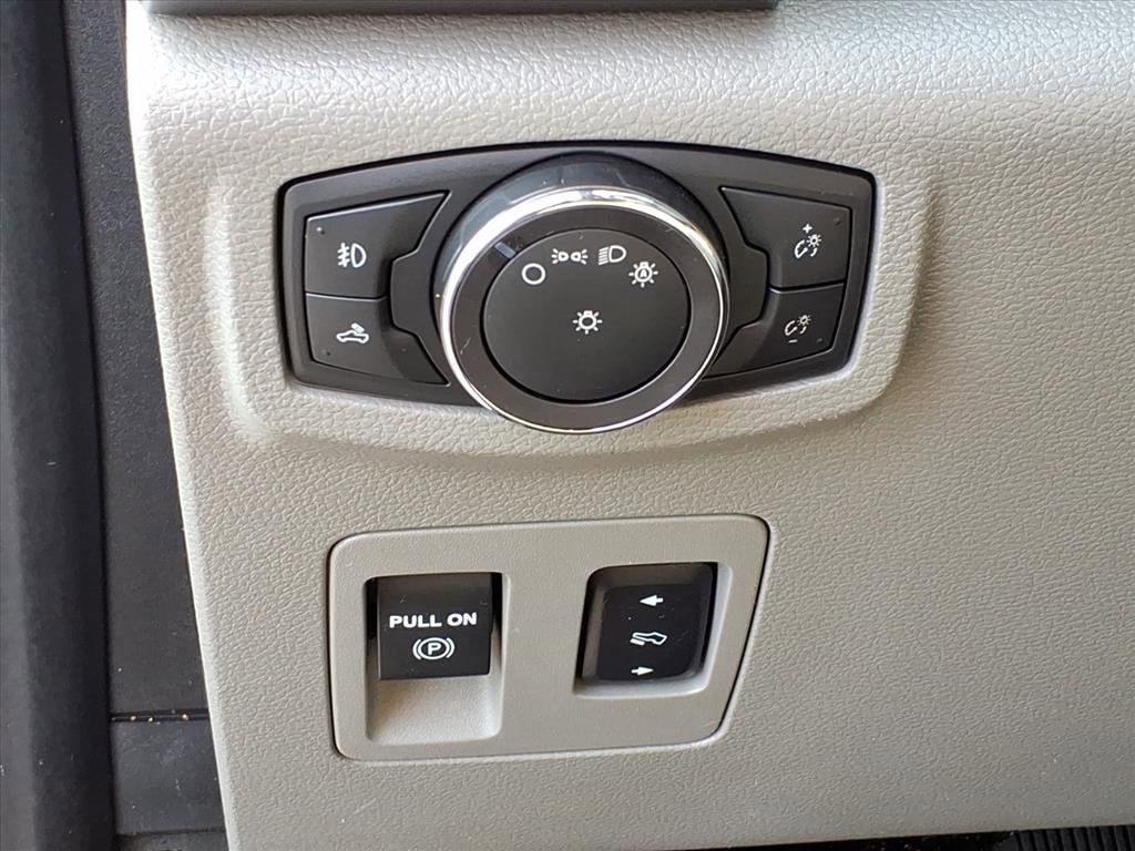 Used 2018 Ford F150 XLT w/ Equipment Group 301A Mid image 11