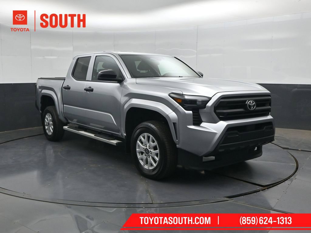 Used 2024 Toyota Tacoma SR w/ SR Upgrade Package AWD/4WD image 4
