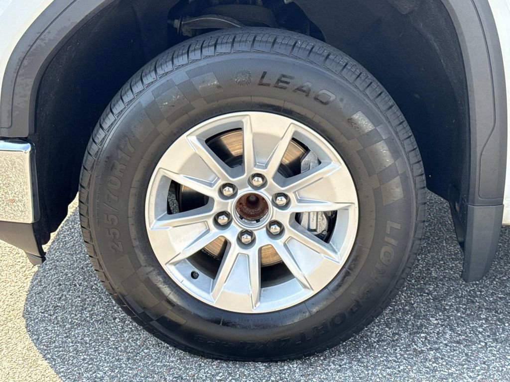 Used 2022 GMC Sierra 1500 SLE image 11