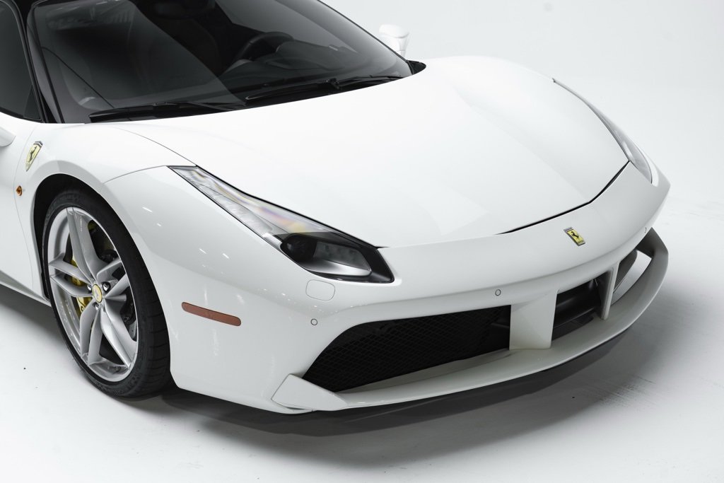 Used 2016 Ferrari 488 GTB image 54