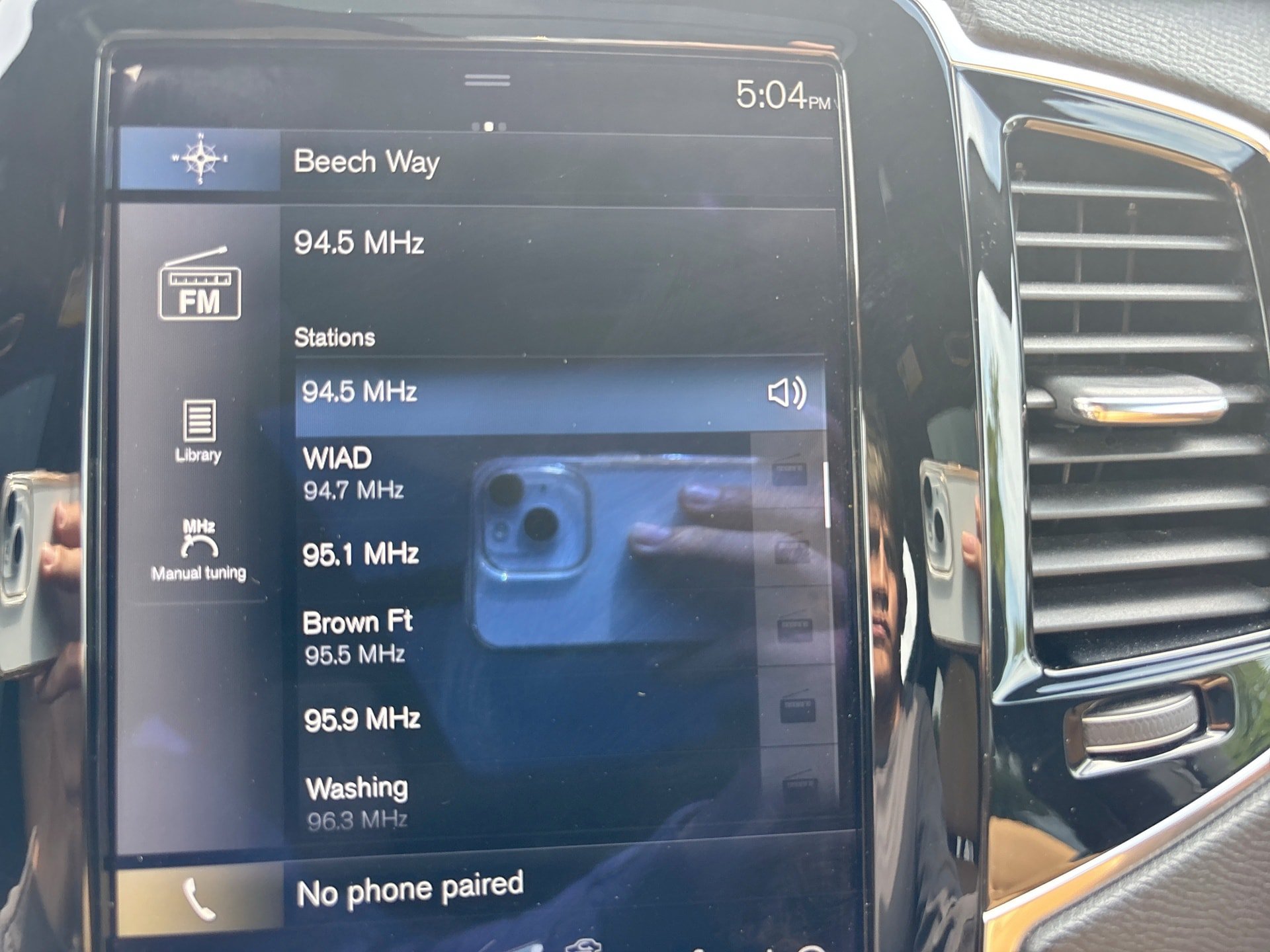 Used 2018 Volvo XC90 T6 Momentum w/ Convenience Package AWD/4WD image 12