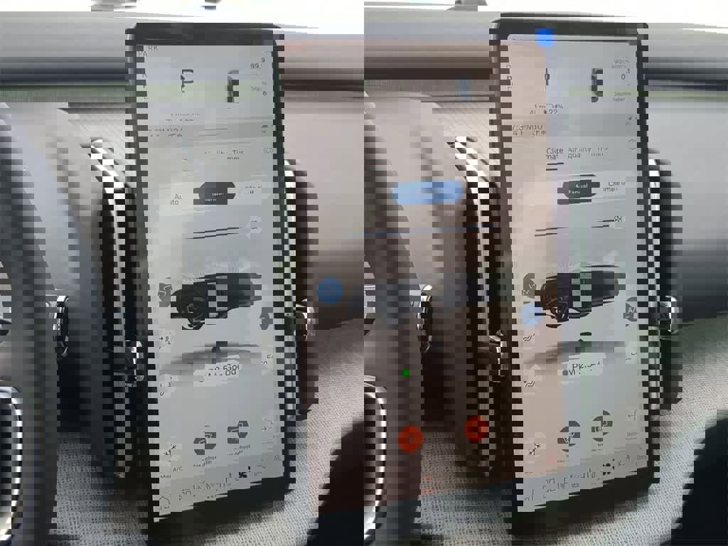 New 2026 Volvo EX30 Plus image 25