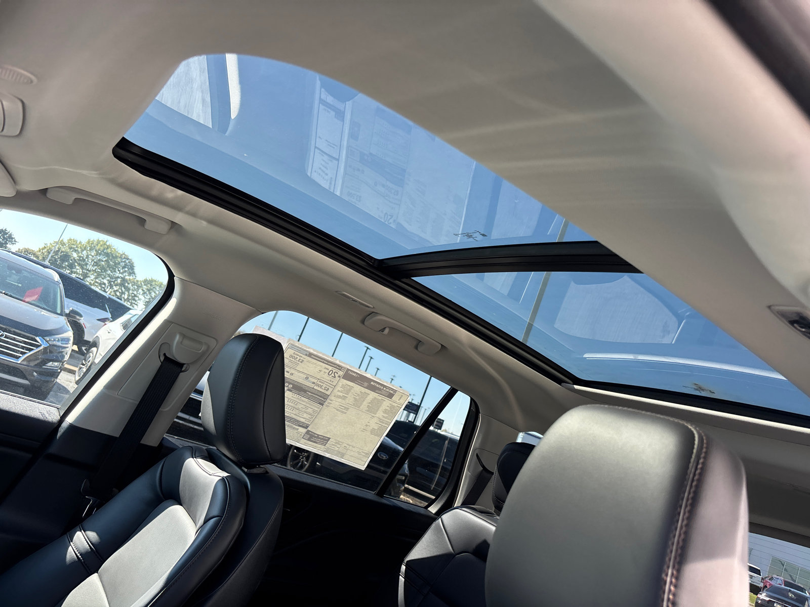 New 2027 Lincoln Aviator AWD w/ Jet Appearance Package image 23