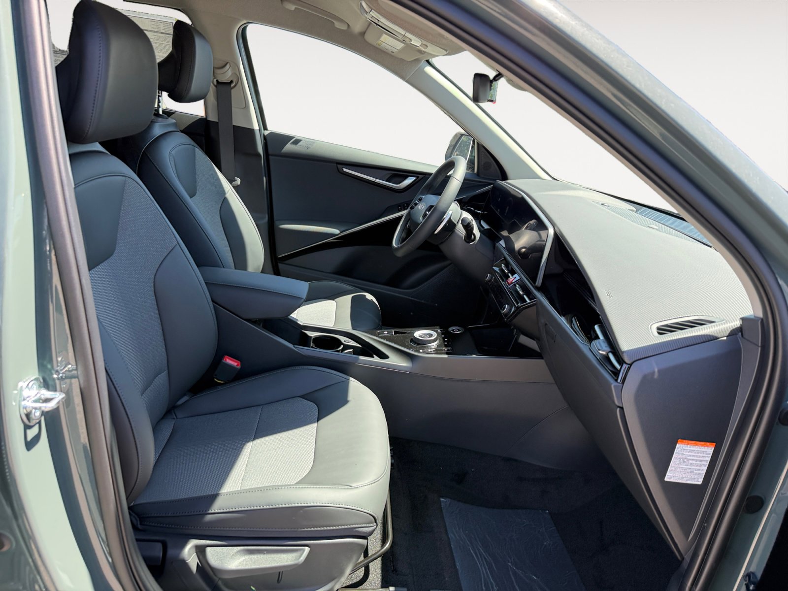 New 2026 Kia Niro Wind FWD image 19