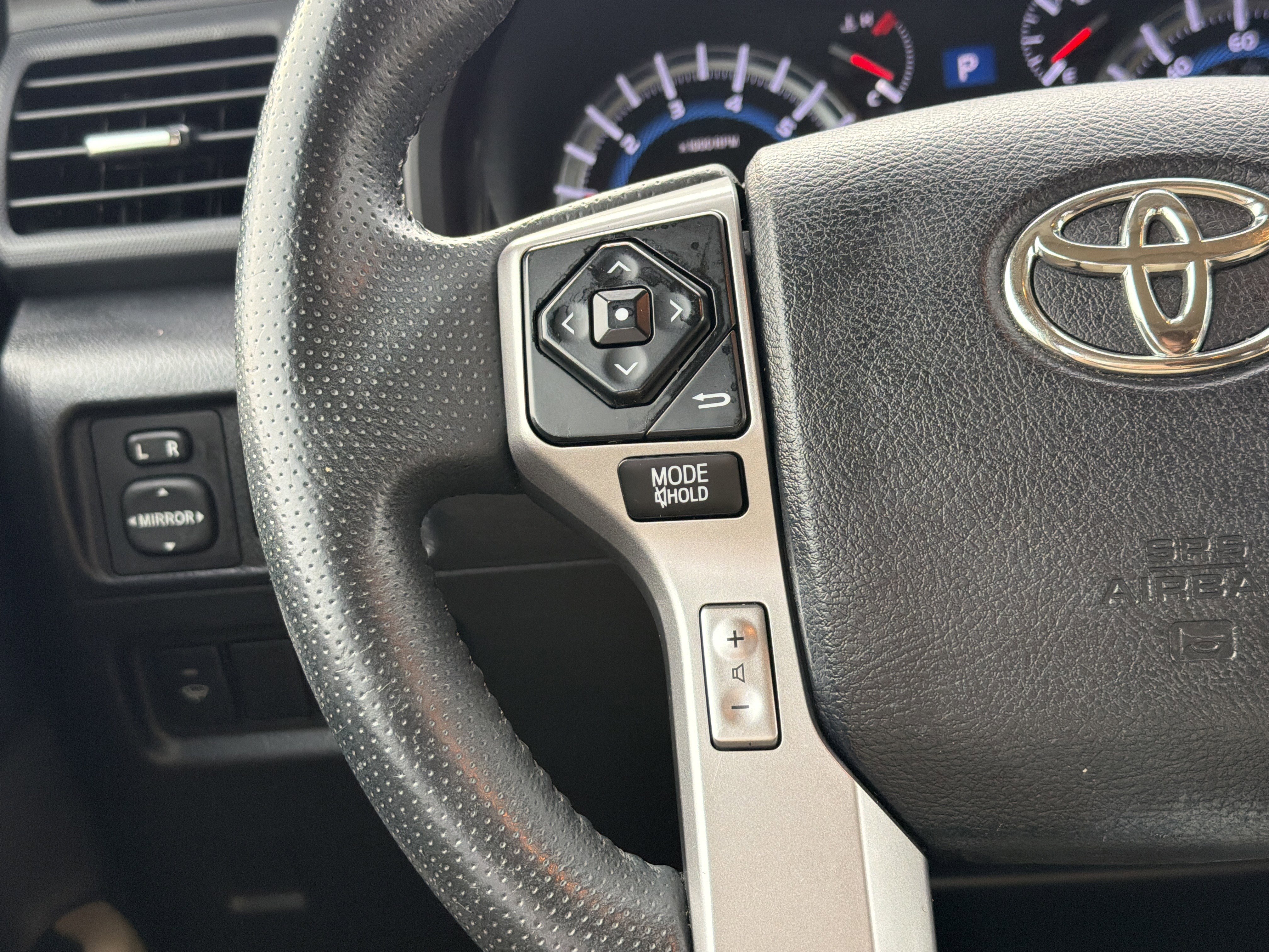 Used 2017 Toyota 4Runner SR5 Premium image 19