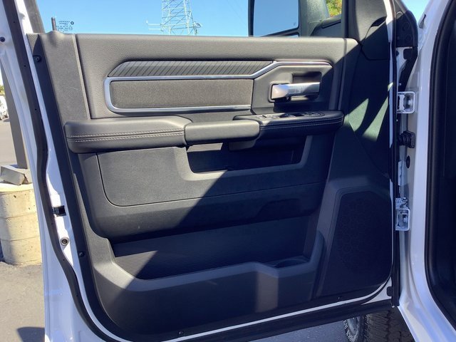 Used 2025 RAM 2500 Lone Star image 9