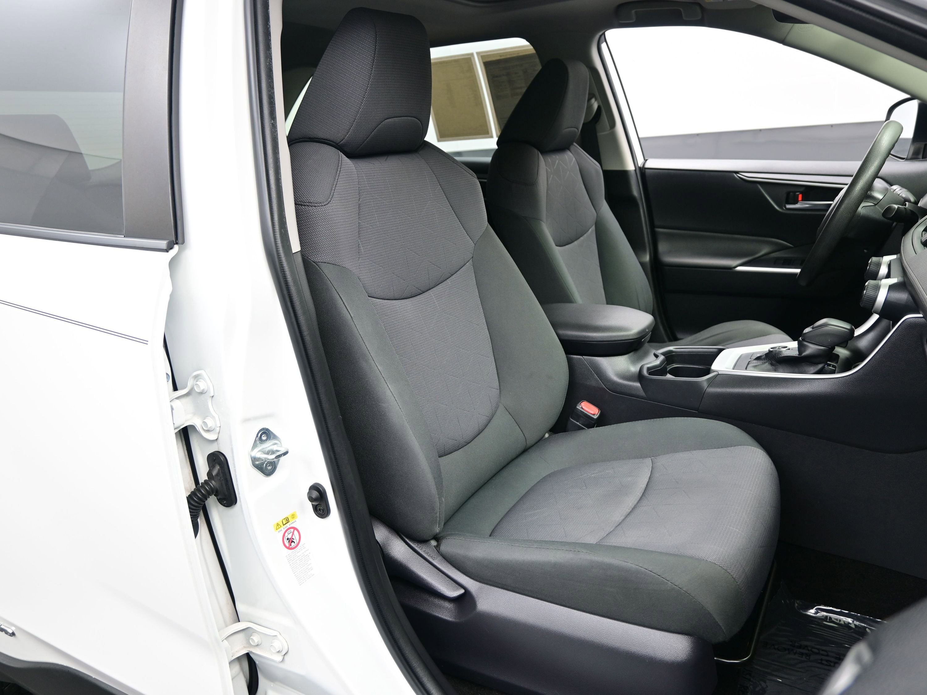 Used 2019 Toyota RAV4 XLE w/ Carpet Mat Package image 13