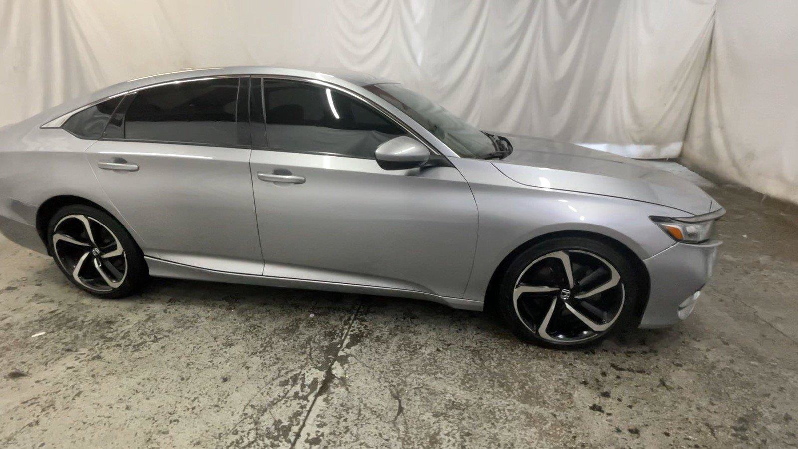 Used 2020 Honda Accord Sport image 4
