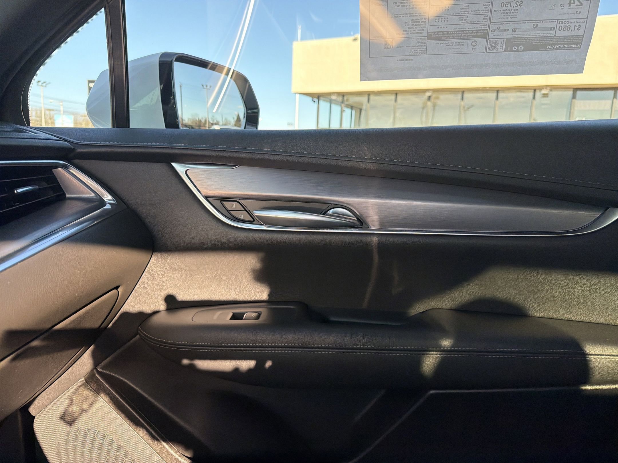 Certified 2022 Cadillac XT5 Luxury image 17