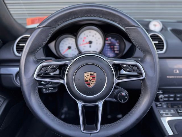 Used 2024 Porsche 718 Boxster RWD image 20