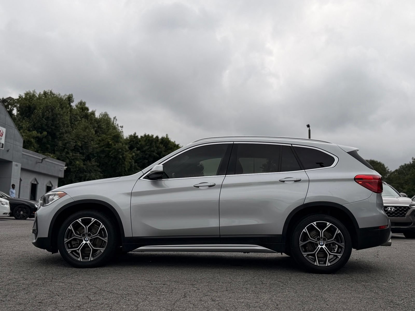 Used 2020 BMW X1 sDrive28i w/ Convenience Package FWD image 2