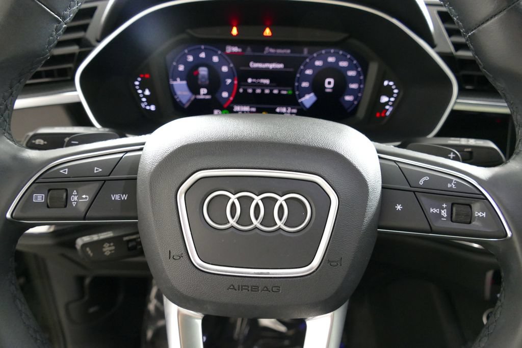 Used 2023 Audi Q3 2.0T Premium Plus w/ Premium Plus Package AWD/4WD image 16