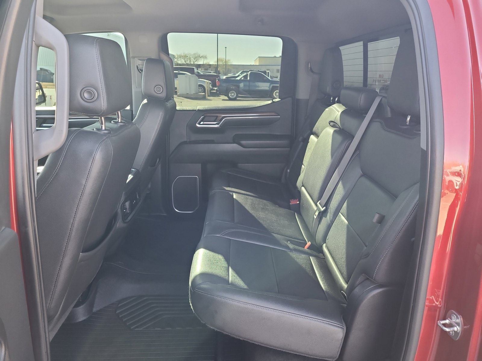 Used 2022 Chevrolet Silverado 1500 LT Trail Boss w/ Convenience Package II image 23