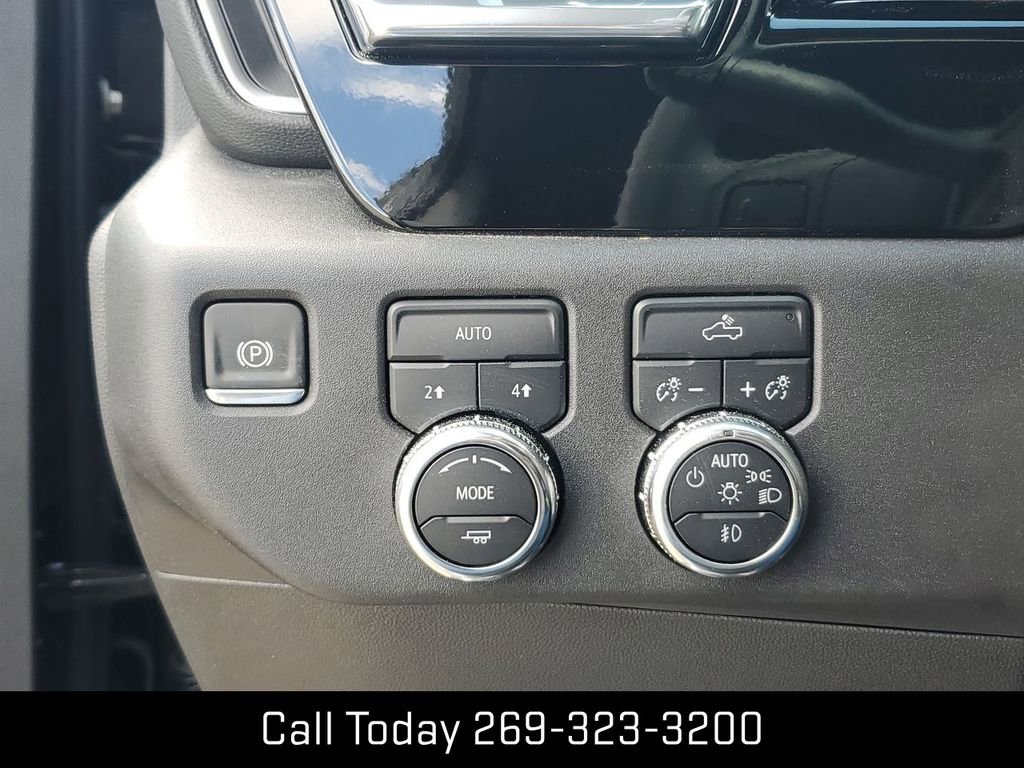 New 2025 GMC Sierra 1500 Elevation image 18