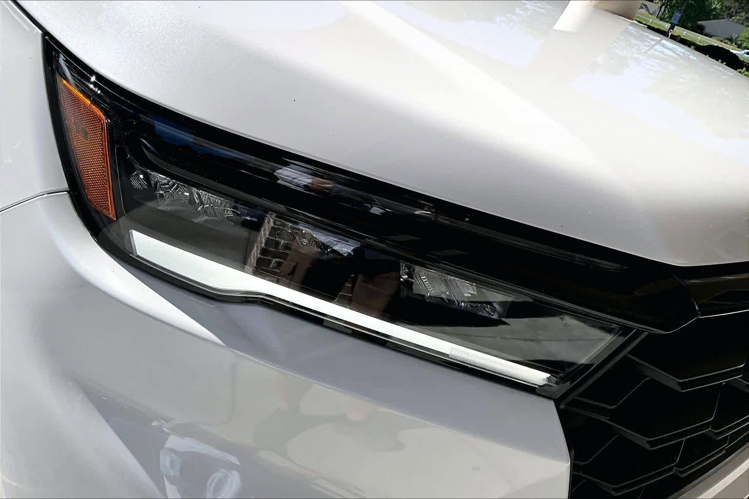 Certified 2025 Honda Pilot Sport image 27