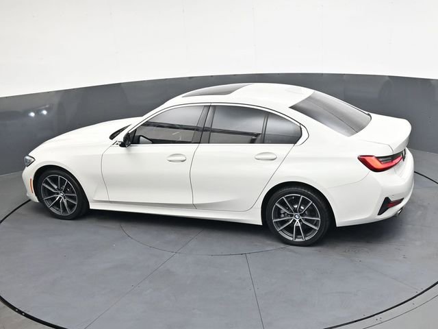 Used 2019 BMW 330i Sedan w/ Driving Assistance Package image 31