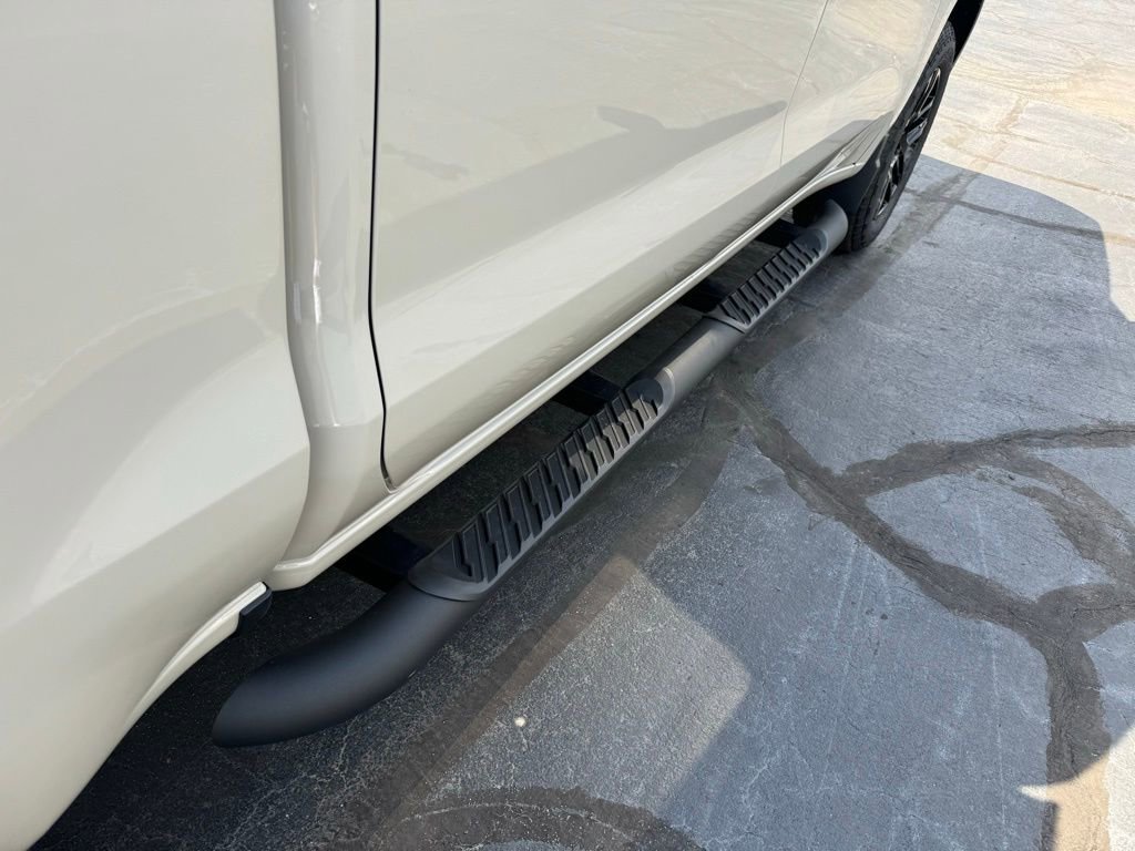 New 2026 Chevrolet Silverado 1500 RST w/ RST Select Package AWD/4WD image 9
