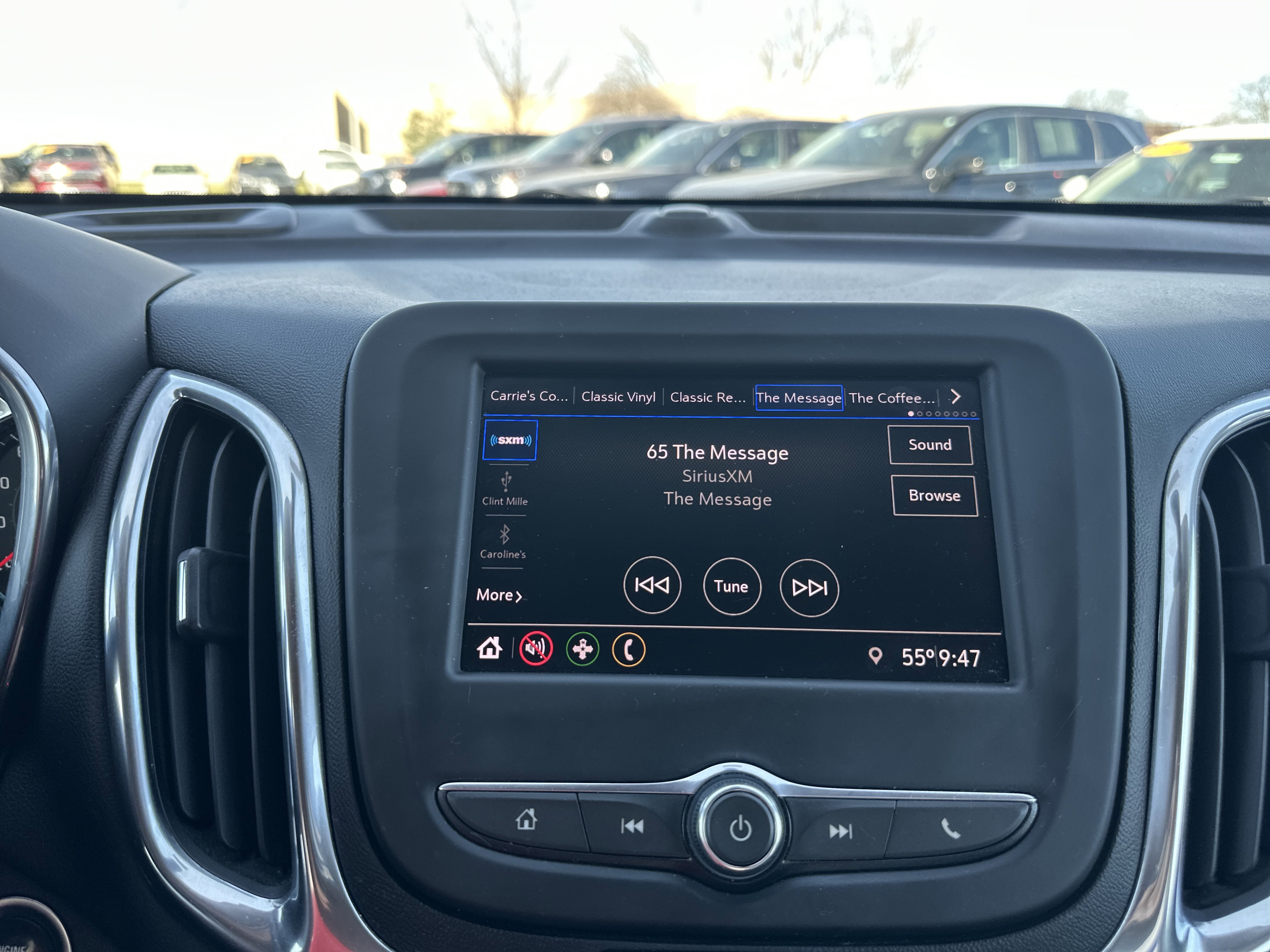 Used 2020 Chevrolet Equinox LT image 27