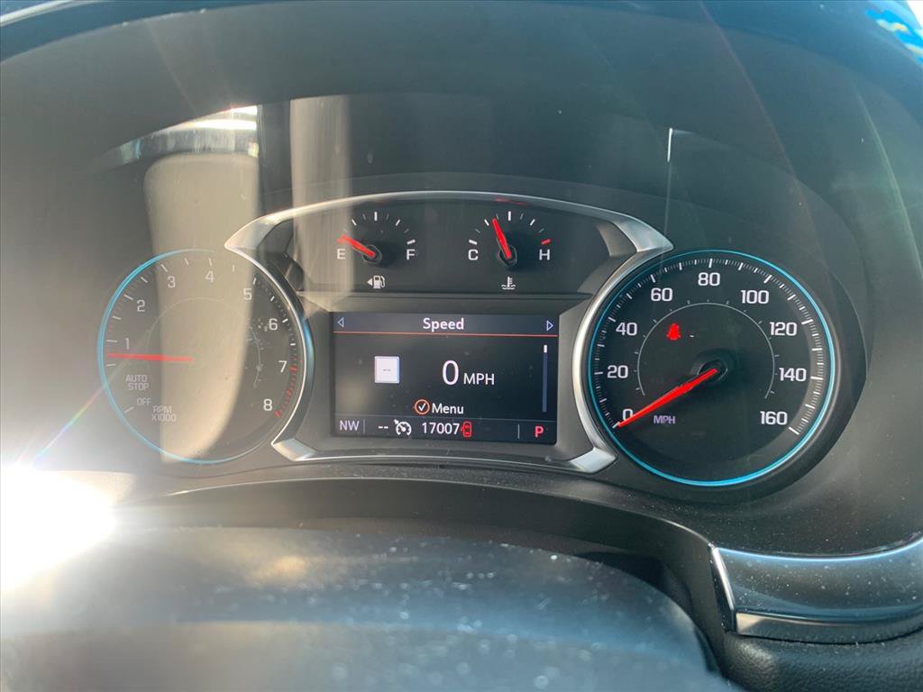 Used 2023 Chevrolet Traverse LT w/ LT Premium Package AWD/4WD image 16